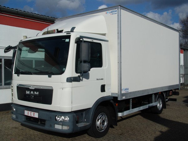 MAN MAN TGL 8.180 camion furgone EURO5