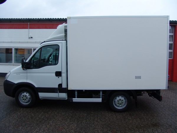 Iveco Daily 35S13 Tiefkühlkoffer Thermoking V200 1 Hand