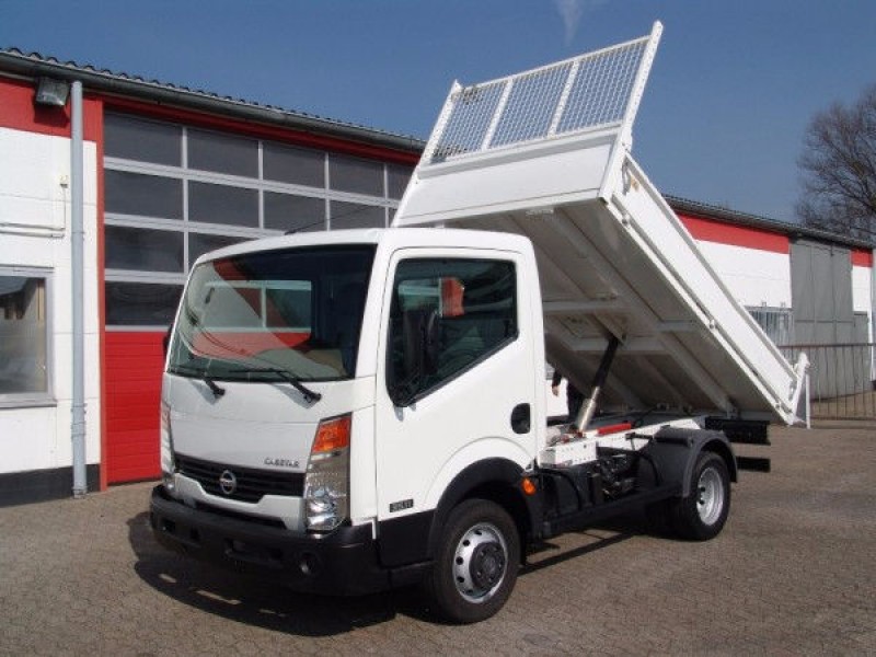 Nissan - Cabstar 35.11 tipper 3 seats 1400kg payload new TÜV and UVV!