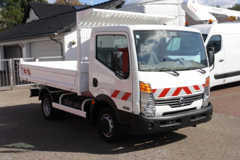 Nissan Cabstar 35.11 tipper 3 seats 1400kg payload new TÜV and UVV!