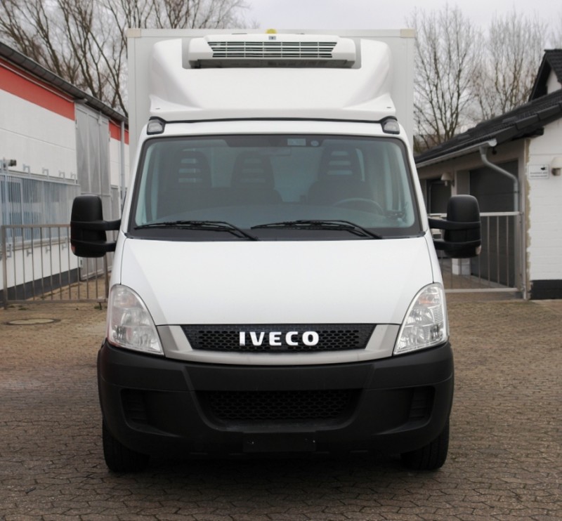Iveco Daily 35S13 samochód dostawczy chłodnia Thermoking V200MAX Ładowność 1020kg 