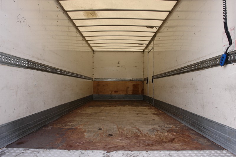 MAN TGM 15.240 camion furgone 6,50m Aria condizionata Sponda idraulica 1500kg