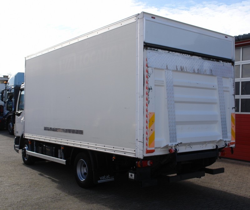 DAF LF 45.160 camión furgón 5,30m Puerta lateral Trampilla elevadora 1500kg EURO5