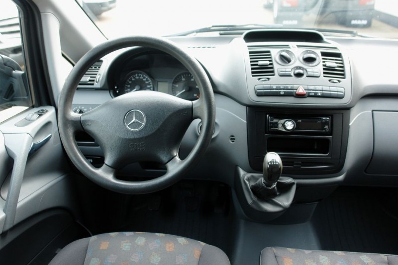 Mercedes-Benz Vito 115 CDI Extralang 9 Personen Klima AHK TÜV neu!