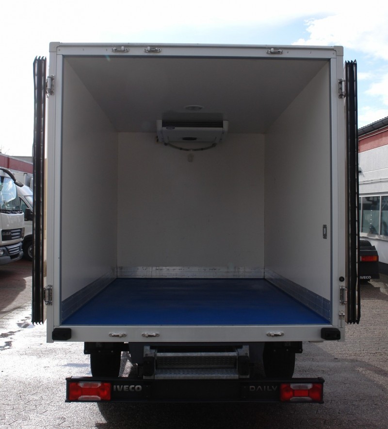Iveco Daily 35S13 furgoneta frigorifica, Carrier Xarios 200, Capacidad de carga 1030kg, EURO5 