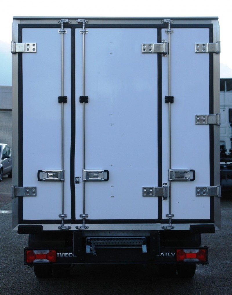 Iveco Daily 35C13 autoutilitara frigorifica, Lamberet, Carrier Xarios 300 Aer condiționat, EURO5
