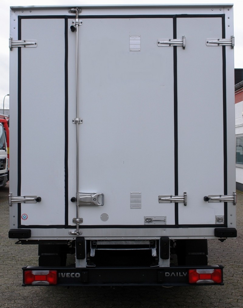 Iveco Daily 35S13 fridge box Thermoking V300 MAX EURO5