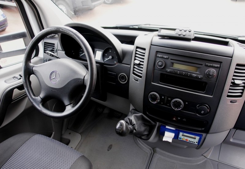 Mercedes-Benz Sprinter 313 autoutilitara frigorifica, Thermoking V200MAX, Aer condiționat, Capacitate de încărcare 1070kg