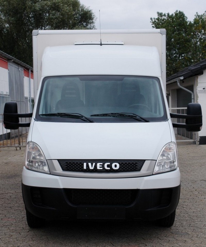 Iveco Daily 50C15 Mostrador refrigerado para la venta mostrador refrigerado 5 metros TÜV nuevo!