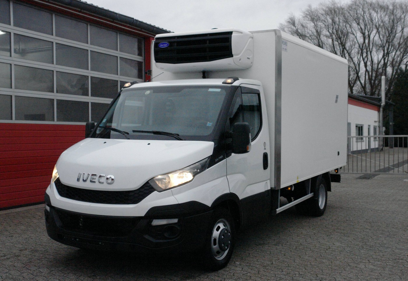 Iveco - Daily 35C13 Frysbox Carrier Xarios 600 Multi-Temperatur EURO 5