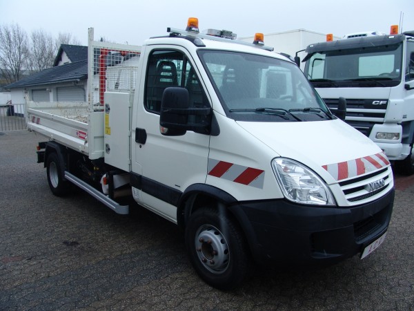 Iveco Daily 65C15 tipper crane payload 3.120 Kg 43.000 Km!