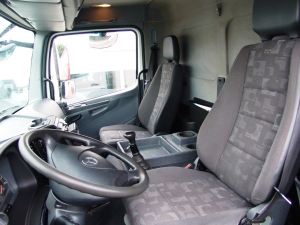 Mercedes-Benz Axor 1829 furgone frigo Carrier 850 sponda idraulica Bi-Temperatura  aria condizionata