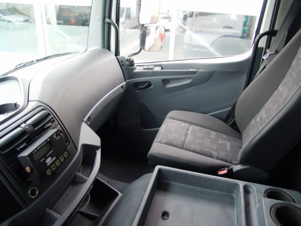 Mercedes-Benz Axor 1829 furgone frigo Carrier 850 sponda idraulica Bi-Temperatura  aria condizionata