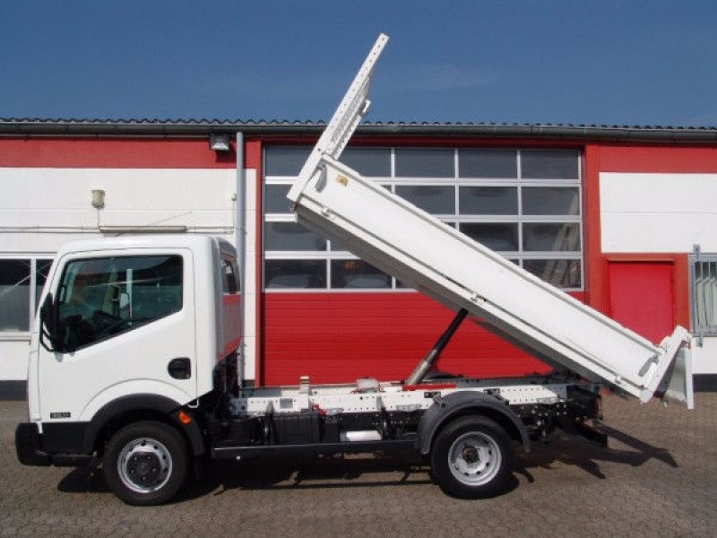  Cabstar 35.11 tipper 3 seats 1400kg payload new TÜV and UVV!