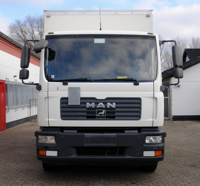 MAN TGM 15.240 camion furgone 6,50m Aria condizionata Sponda idraulica 1500kg