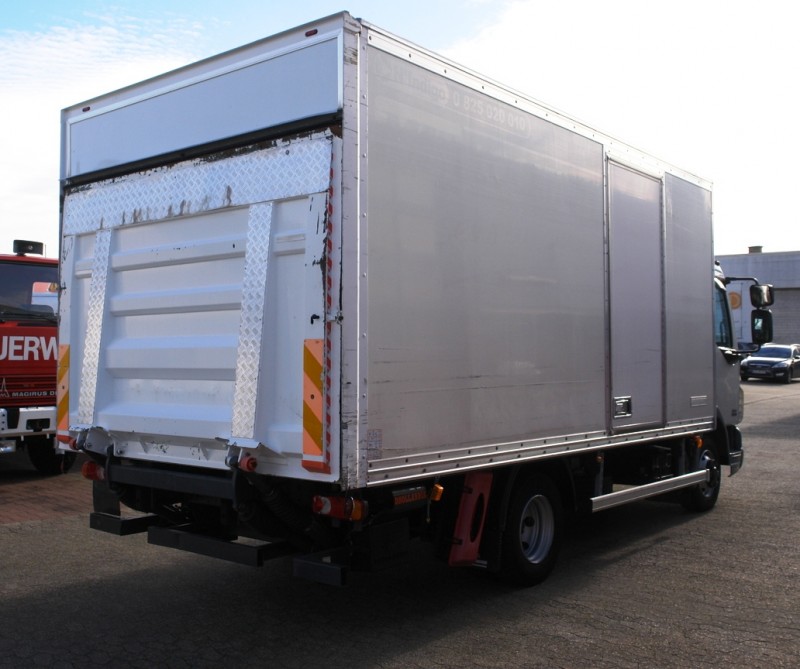 DAF LF 45.160 camion furgone 5,30m Porta laterale Sponda idraulica 1500kg EURO5