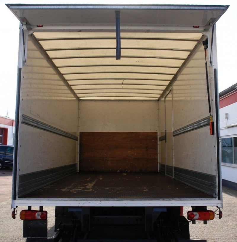 DAF LF 45.160 ciężarówka furgon 5,30m Drzwi boczne Winda załadowcza 1500kg EURO5