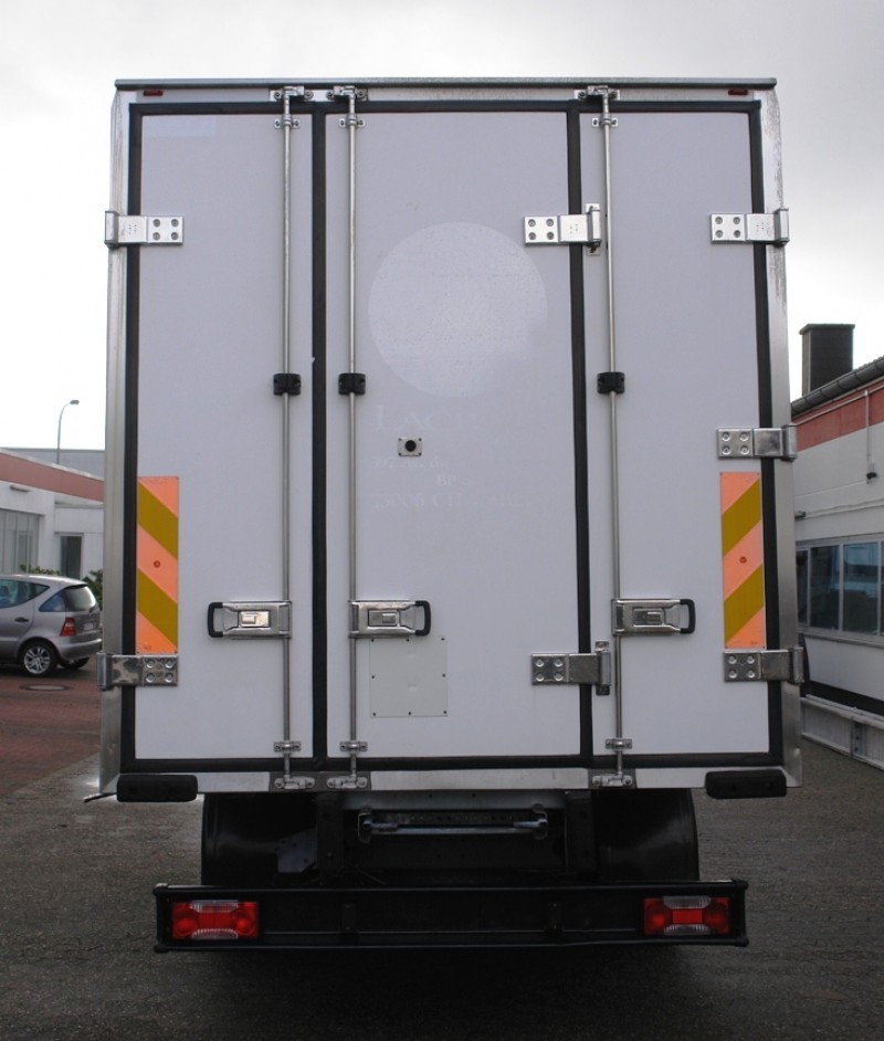Iveco Daily 70C15 hűtős furgon húskampók EURO5