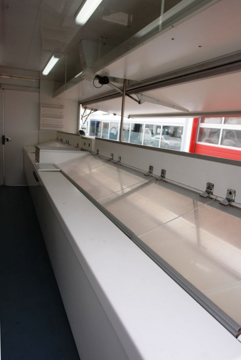 Iveco Daily 50C15 contra-vehicul frigorific vehicul de vânzare frigider contor 5 metri TÜV!