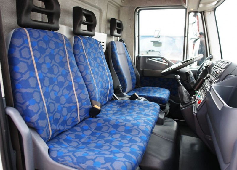 Iveco Eurocargo 150E22 plataforma sobre camión EN180TPC 18m Carga de la cesta 200kg