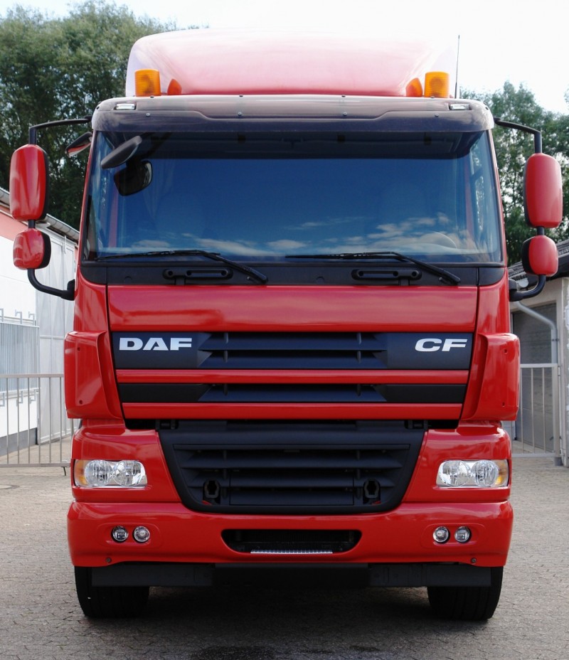 DAF CF 85.460 Traktor jedinica Hidraulični tipping Klima uređaj Automatski mjenjač EURO 5