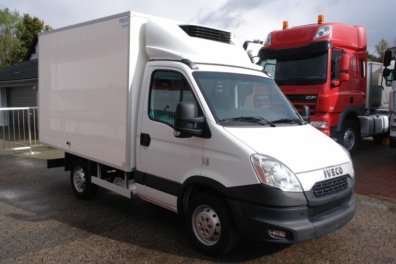 Iveco Daily 35S13 hűtős furgon, Carrier Xarios 200, Teherbírás 1030kg, EURO5 