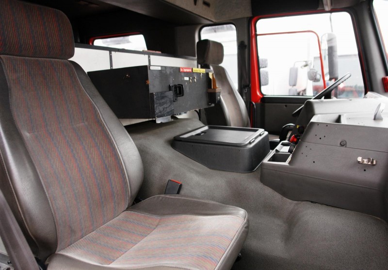 Volvo FL10 doppia cabina autocisterna 4200l Serbatoio Pompa Rosenbauer AHK