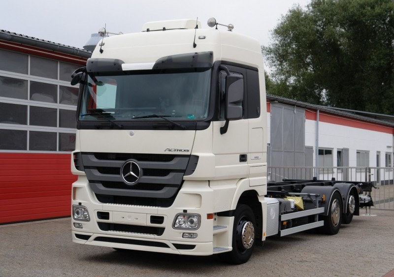 Mercedes-Benz Actros 2536L 6X2 Kamion-šasija BDF Xenon Kontrola klime Hidraulična rampa EURO5