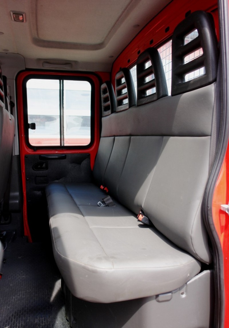 Iveco Daily 35C13 Cabină dublă autobasculantă 7 locuri Aer condiționat Cârlig de remorcare