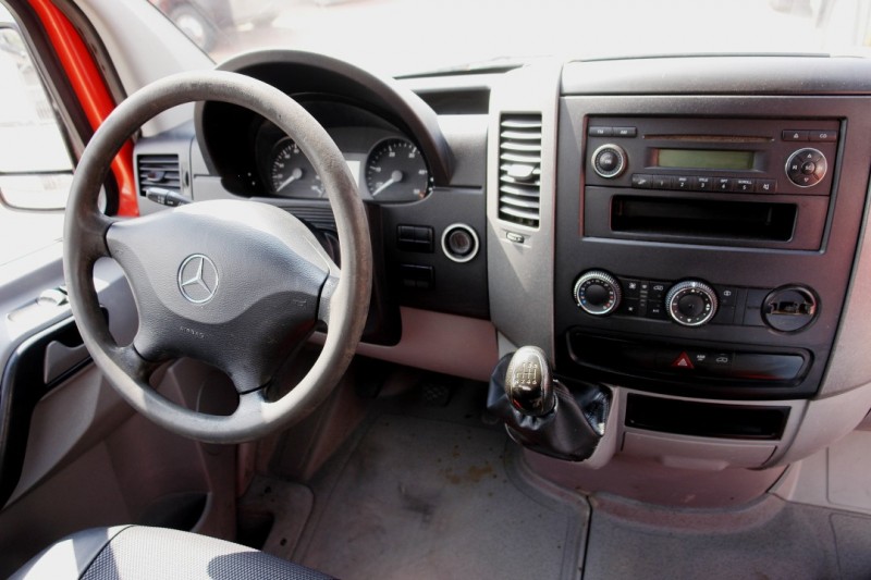 Mercedes-Benz Sprinter 513 CDI camion ribaltabile, Toolbox , Aria condizionata Gancio di traino EURO5 