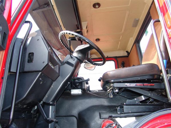  82M FEUERWEHR Tankwagen 7000L + Pumpe