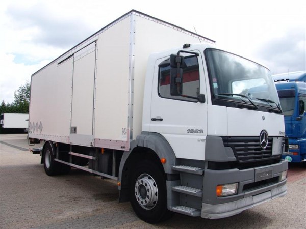  Atego 1823 Koffer mit LBW