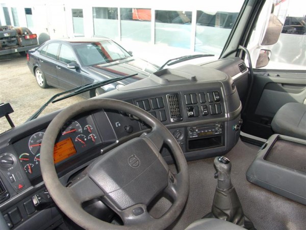  FM9 300 K