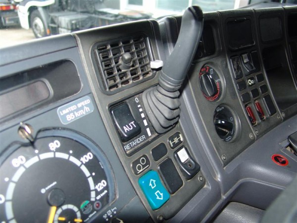  124G 400 Schweinetransporter