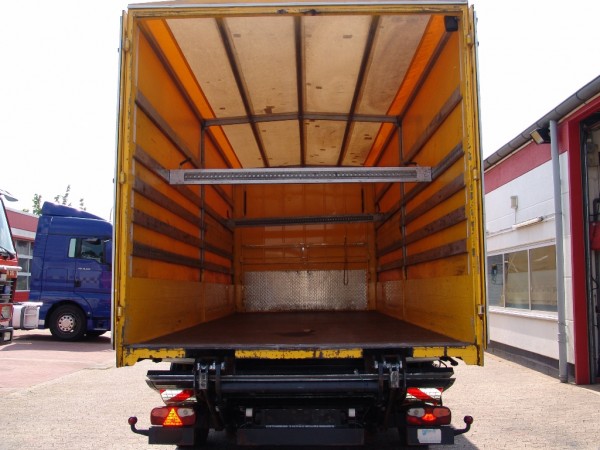 Atego 1224 L Pritsche Plane 8m Mit Anhanger Klima