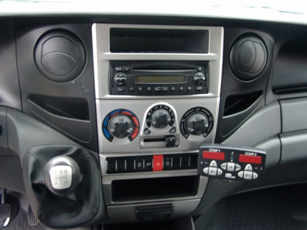 Iveco Iveco Daily 35S12 грузовик рефрижератор, Две зоны охлаждения, 2010