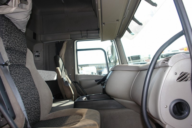 DAF CF 85.410 Space Cab Ciągnik siodłowy Klimatyzacja 1 leżanka