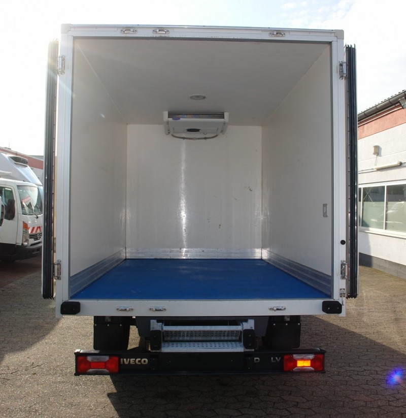 Iveco Daily 35S13 furgone frigo Carrier Xarios 200 Capacità di carico 1030kg EURO5