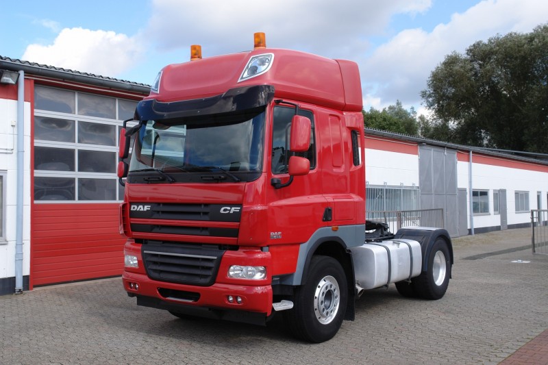 DAF - CF 85.460 SSC tipper hydraulic airco sleeping bed EURO 5 new back tires! TÜV new! Top condition!
