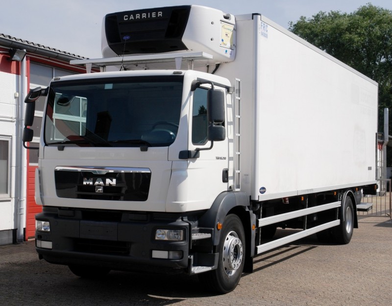 MAN - TGM 18.290 BL hűtős teherautó 8,70m Carrier Supra 950 Emelőhátfal 2000kg Légkondicionálás EURO5