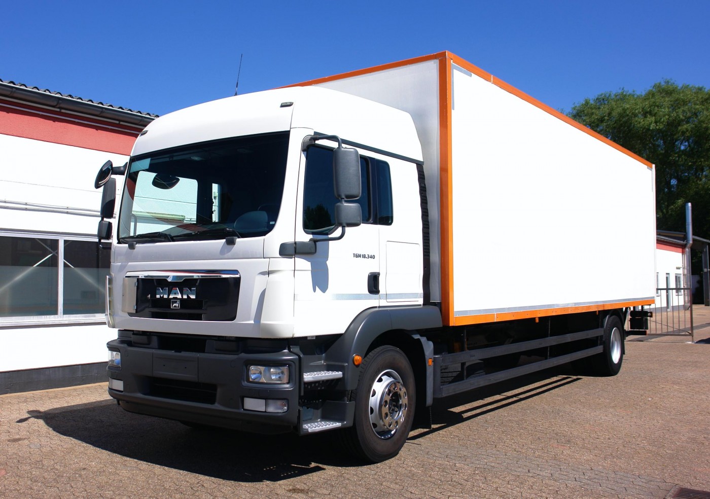 MAN - TGM 18.340 грузовик фургон Кондиционер механика Гидроборт Dhollandia 2000кг EURO 5