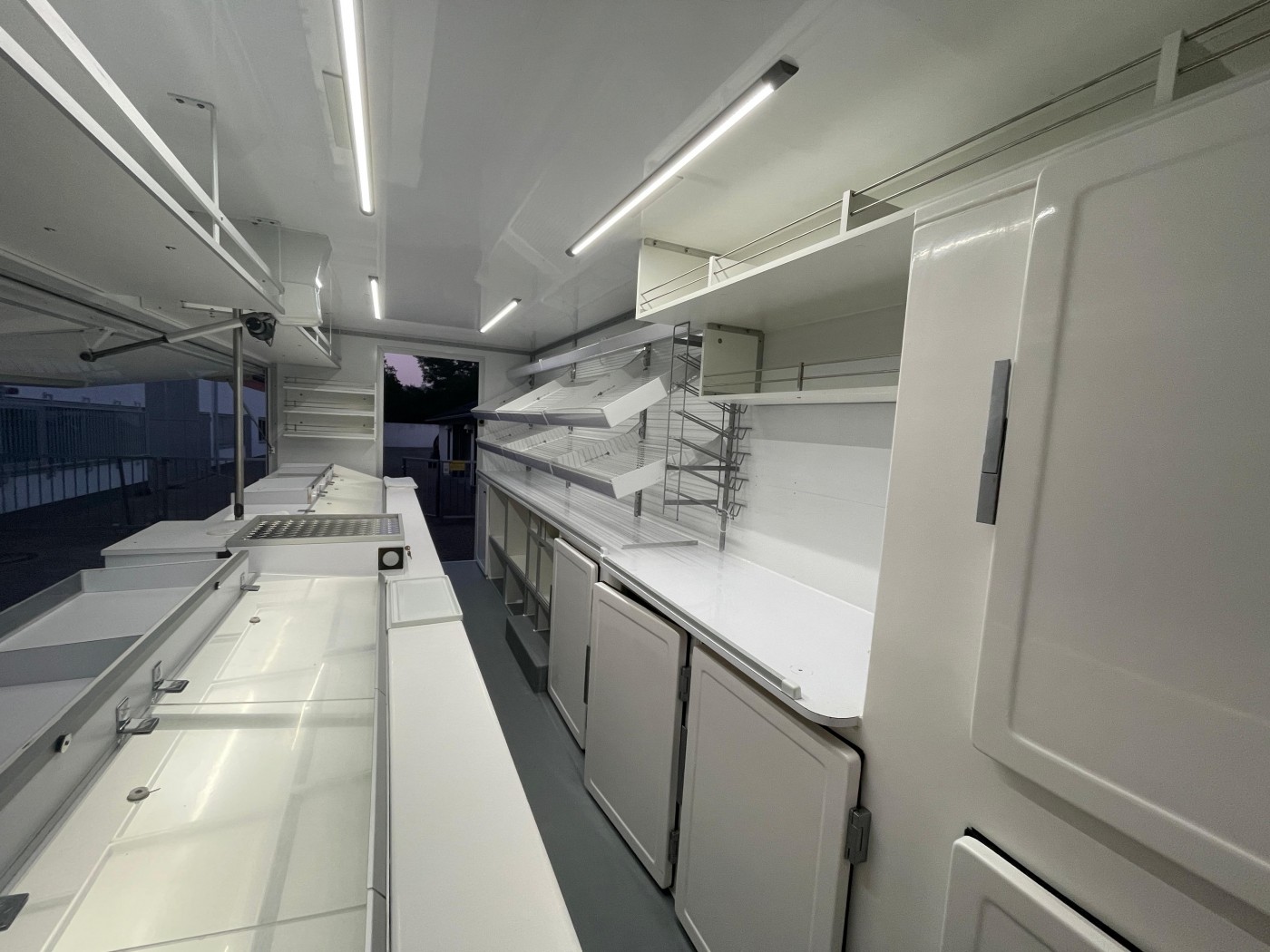 Iveco Daily 50C15 Autosklep Gastronomiczny Lada chłodnicza EURO 5 Klimatyzacja