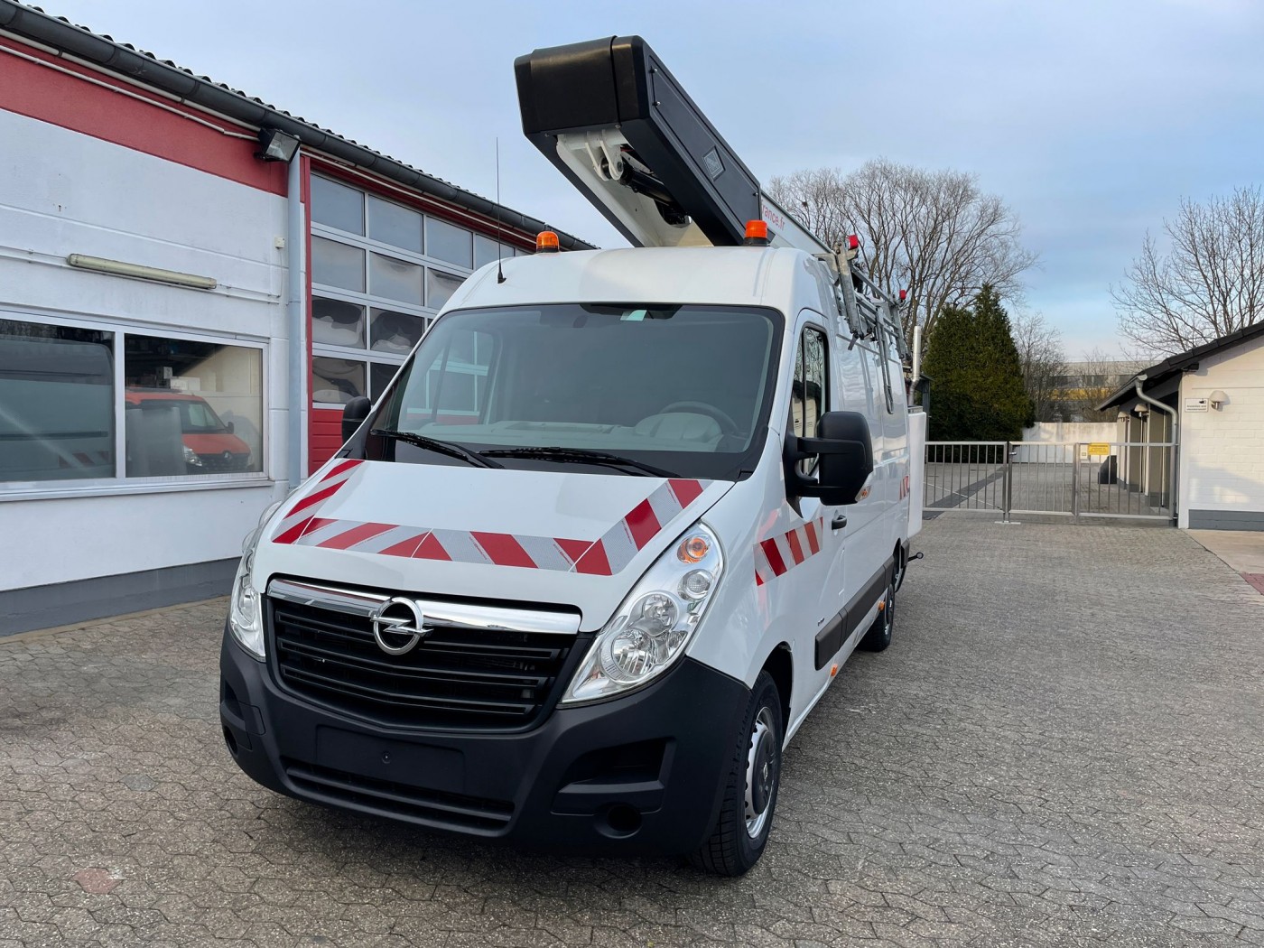 Opel Movano Hubarbeitsbühne Time France ET38LF 14m