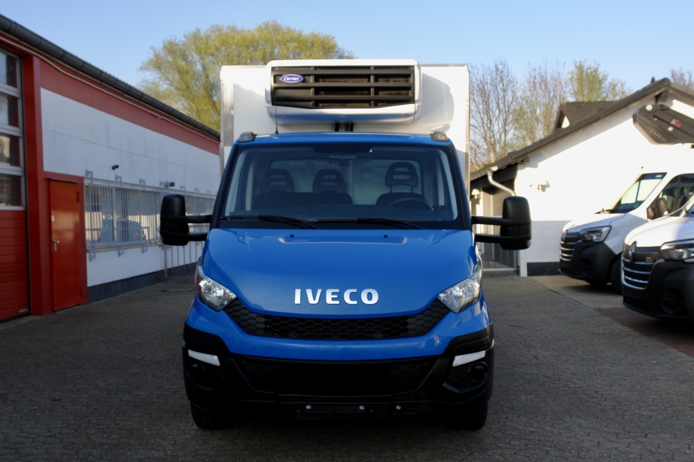 Iveco Daily 35S13 Refrigerator Carrier Xarios 600 EURO 5 TÜV