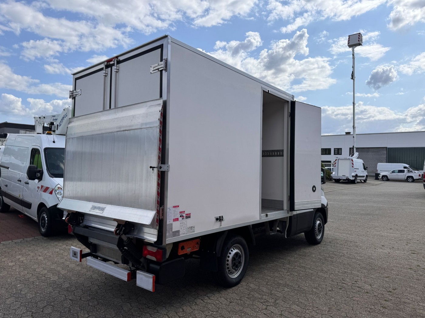 Iveco Frysbil Carrier Pulsor 350 EURO 6