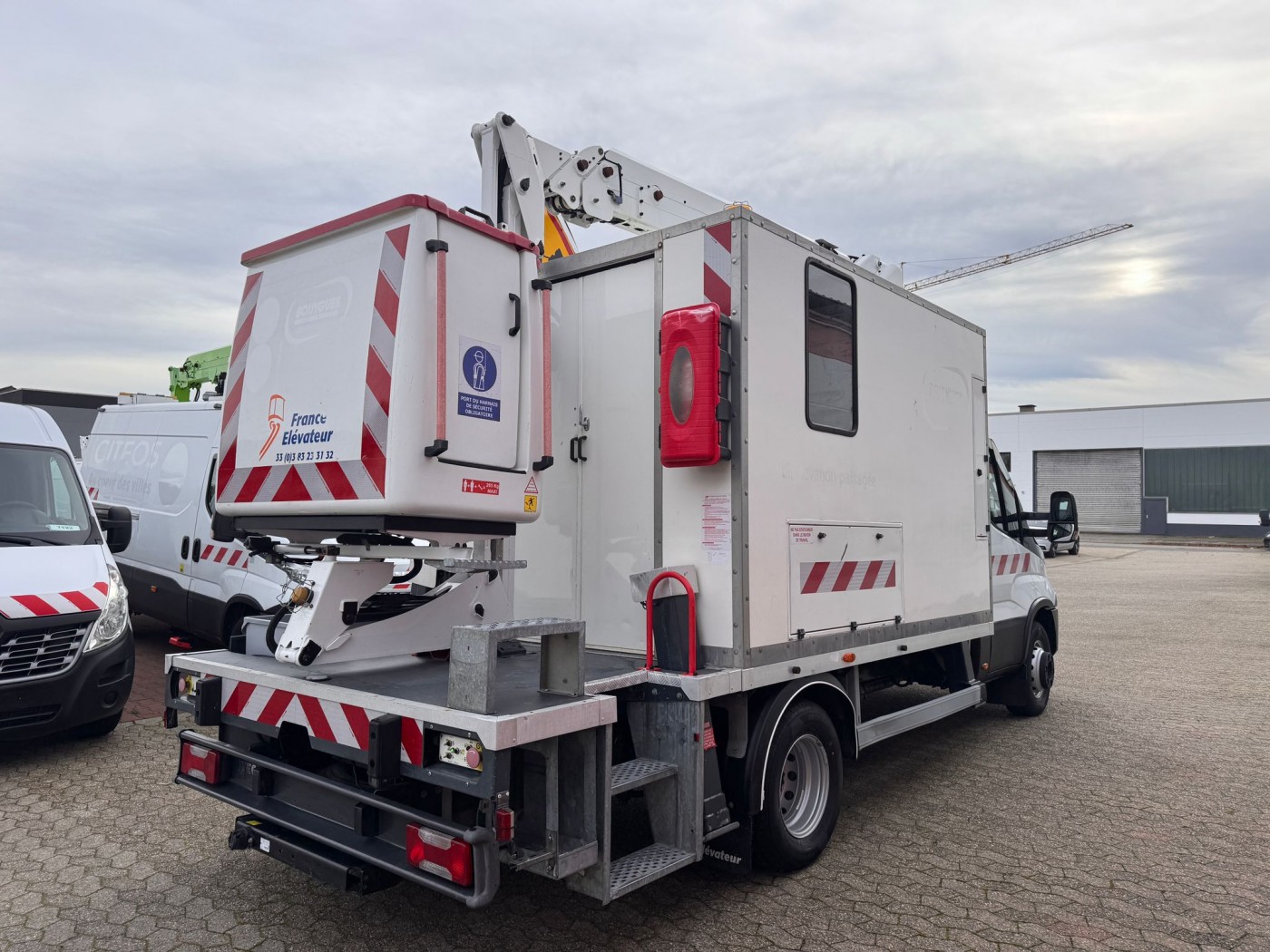 Iveco منصة العمل الجوية Steiger France Elevateur 172 CPL EURO 6C