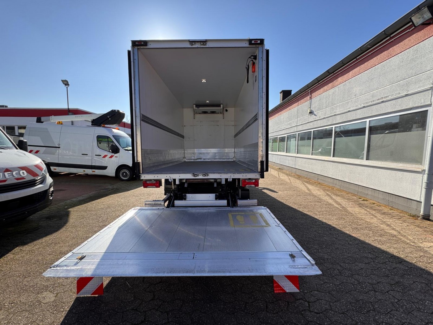Iveco Tiefkühlkoffer Carrier Pulsor 500 LBW EURO 6C