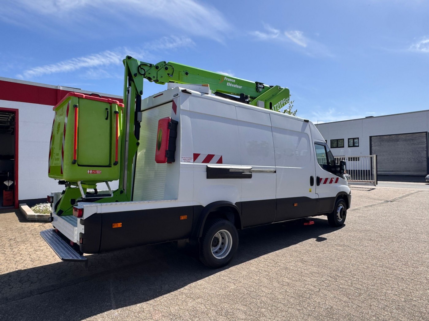 Iveco Hubarbeitsbühne Steiger France Elevateur 172 TPFcc EURO 6C