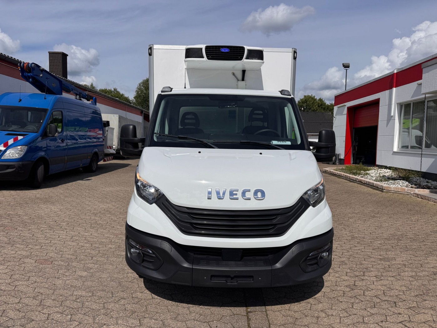 Iveco Tiefkühlkoffer Carrier Pulsor 400 LBW EURO 6