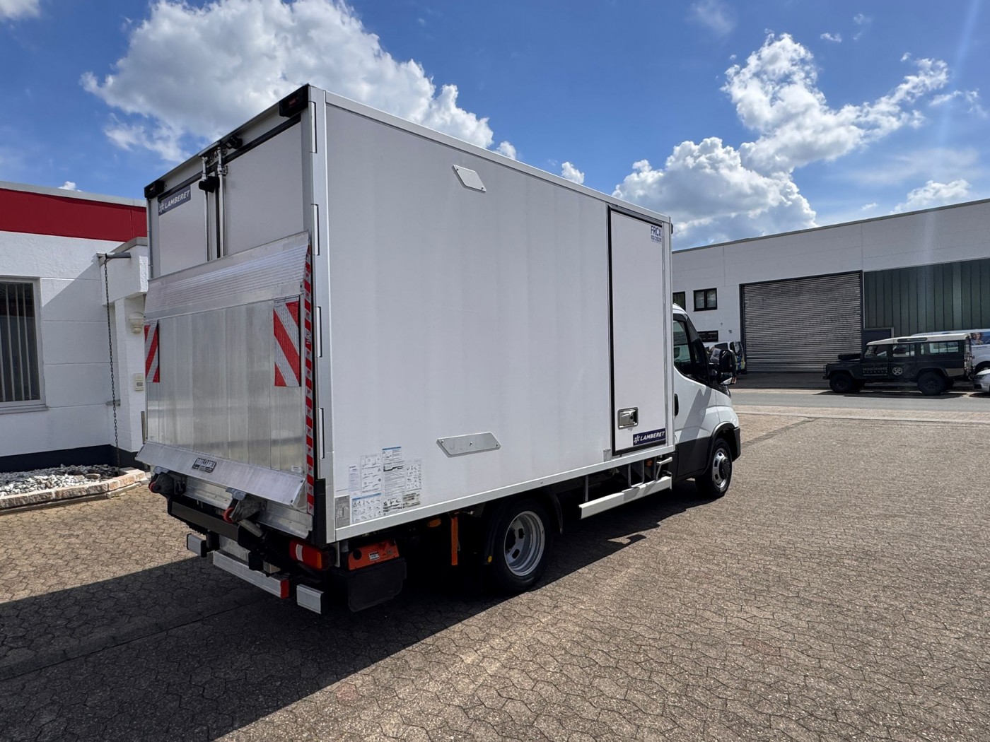 Iveco Tiefkühlkoffer Carrier Pulsor 400 LBW EURO 6